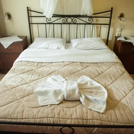 ουρανία τασιού Mikrón Khoríon