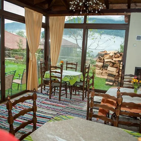 Oda ve Kahvaltı ουρανία τασιού Mikrón Khoríon