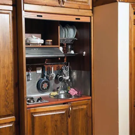 ουρανία τασιού Oda ve Kahvaltı Mikrón Khoríon